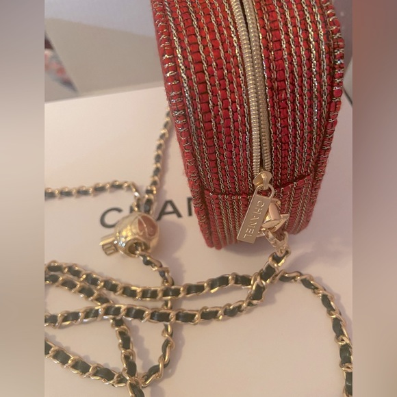 Chanel 2022 Gift Set cosmetics Pouch Lipgloss Trio - Picture 9 of 9